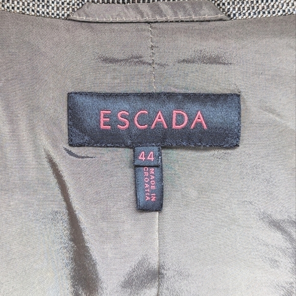 Escada Virgin Wool Tailored Pleated Blazer in Brown and Cream Size 10 / EU 44 - Picture 9 of 13